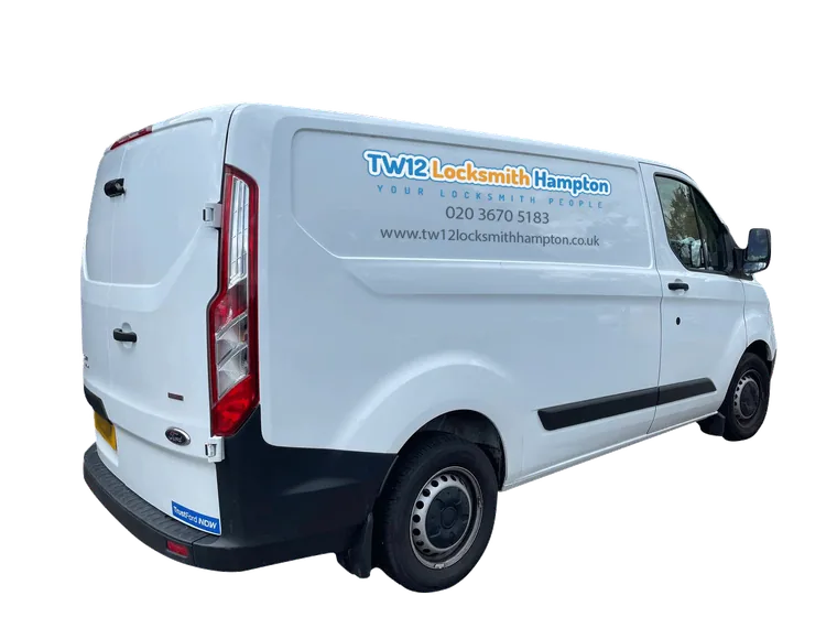TW12 Locksmith Hampton van